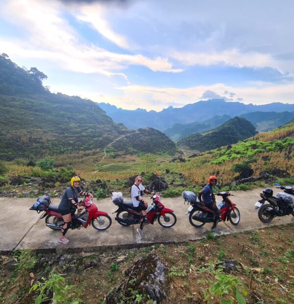 Ha Giang motorbike loop tour 4 days 3 nights